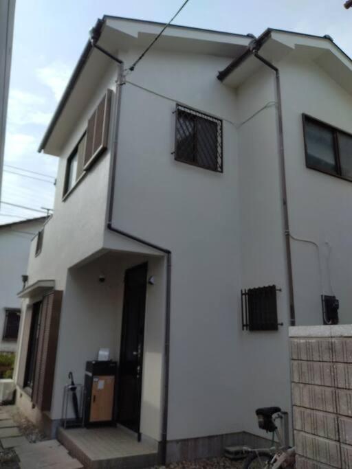 Guest house Detached Japanese Wooden House, A Rarity In Of Quiet Residential Area! Rent Out The Whole House 7 Min Walk From Jr Kameari Station *